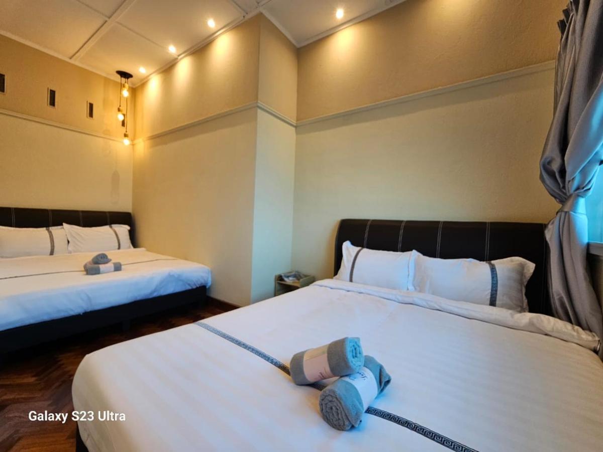 Lasam Heritage Villa 22Pax With Karaoke & Snooker 이포 외부 사진