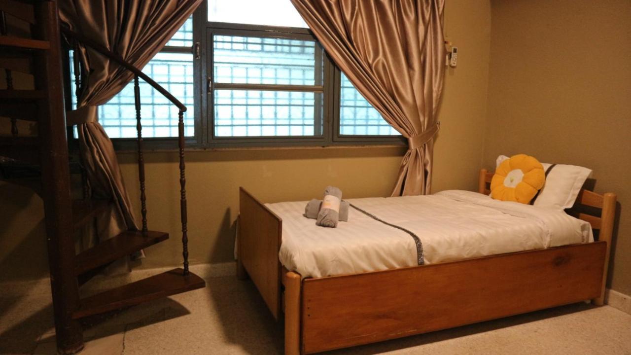Lasam Heritage Villa 22Pax With Karaoke & Snooker 이포 외부 사진
