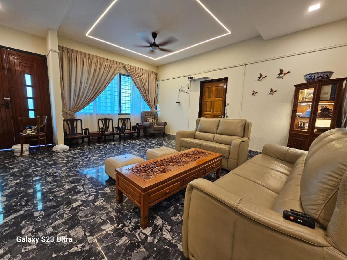 Lasam Heritage Villa 22Pax With Karaoke & Snooker 이포 외부 사진