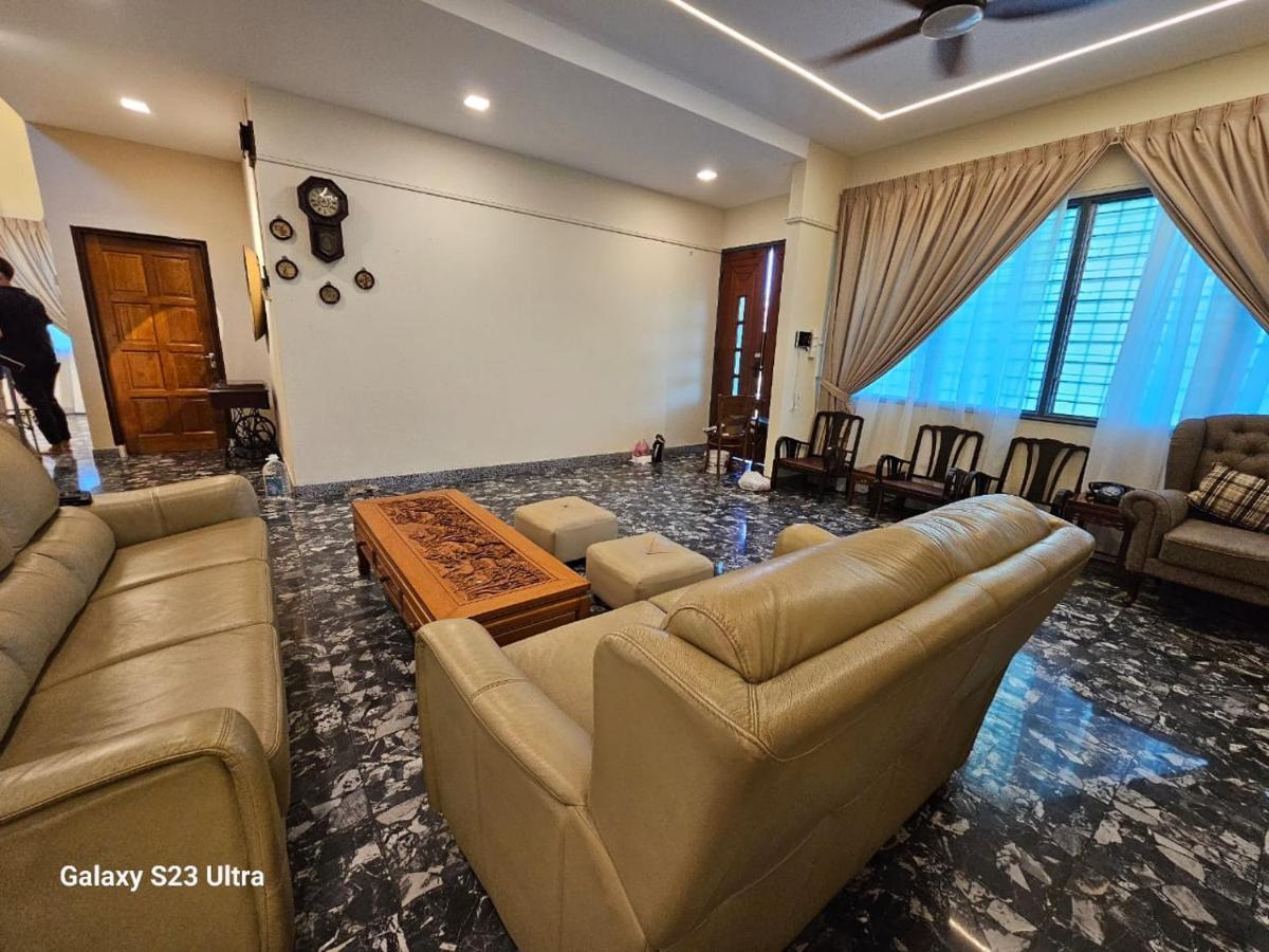 Lasam Heritage Villa 22Pax With Karaoke & Snooker 이포 외부 사진