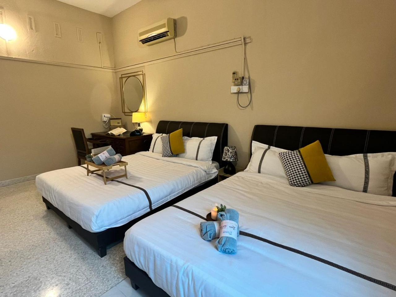 Lasam Heritage Villa 22Pax With Karaoke & Snooker 이포 외부 사진