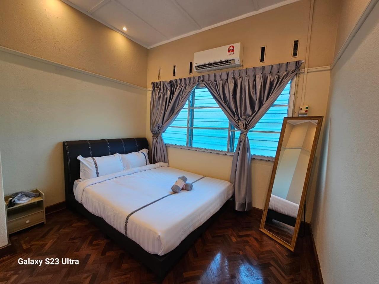Lasam Heritage Villa 22Pax With Karaoke & Snooker 이포 외부 사진